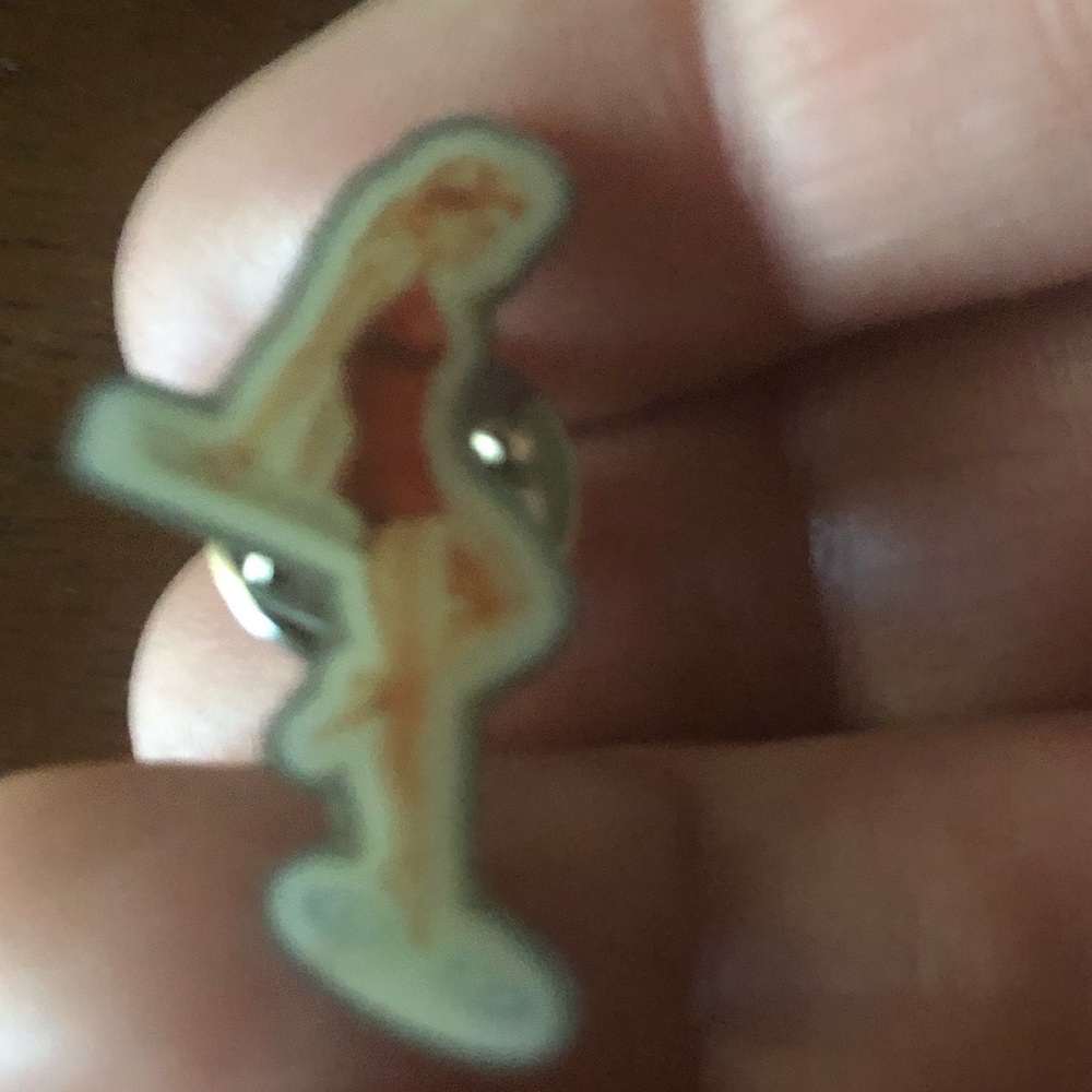 🌴1950s Bathing Beauty Pin - 778 $9 or 🦋